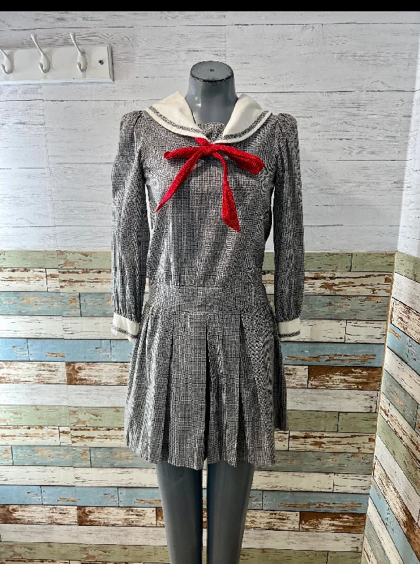 60s Black & Gray Drop Waist Checker Long Sleeve Mini Dress With Sailor Collar By Cinderella Comfortable One-Shoulder Mini Dress 60s Black & Gray Drop Waist Checker Long Sleeve Mini Dress With Sailor Collar By Cinderella Comfortable One-Shoulder Mini Dress
