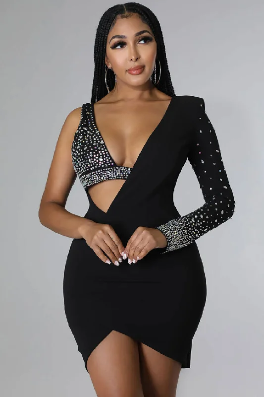 Asymmetrical Crystal Bra Long Sleeve Cutout Bodycon Party Mini Dress - Black Comfortable Off-Shoulder Mini Dress