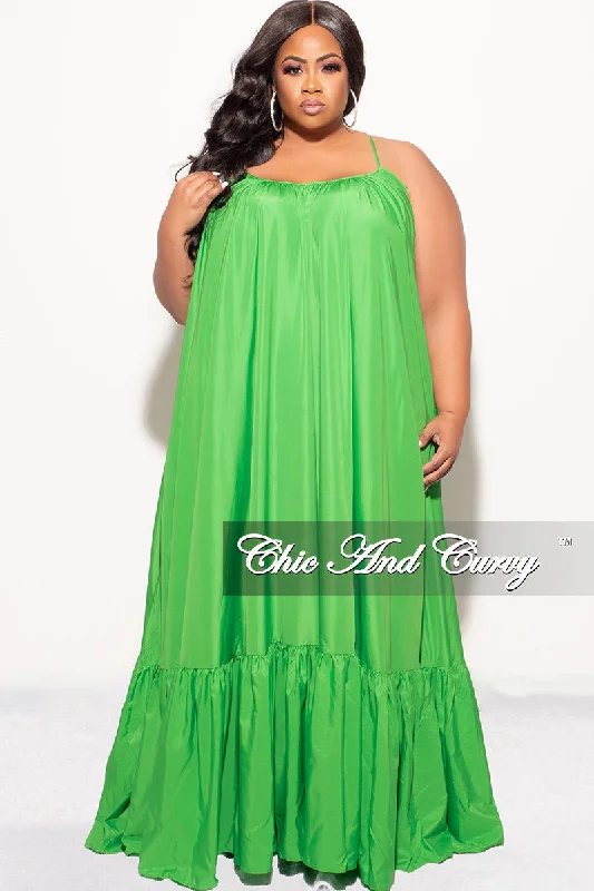 Final Sale Plus Size Spaghetti Strap Peasant Maxi Dress in Green Classic V-Neck Maxi Dress Final Sale Plus Size Spaghetti Strap Peasant Maxi Dress in Green Classic V-Neck Maxi Dress