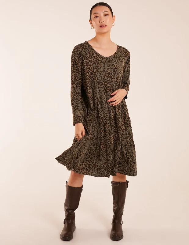 Round Neck Animal Print Tiered Oversized Tunic Dress