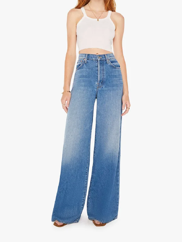 The Ditcher Roller Sneak Jean - Heart Throb Fashionable Mom Jeans