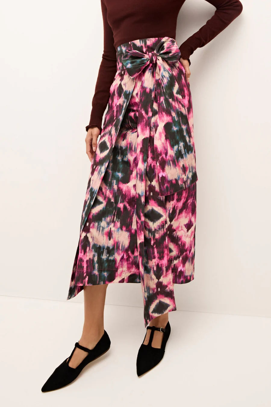 Georgina Skirt by Marie Oliver in Parides leather skirt sleek